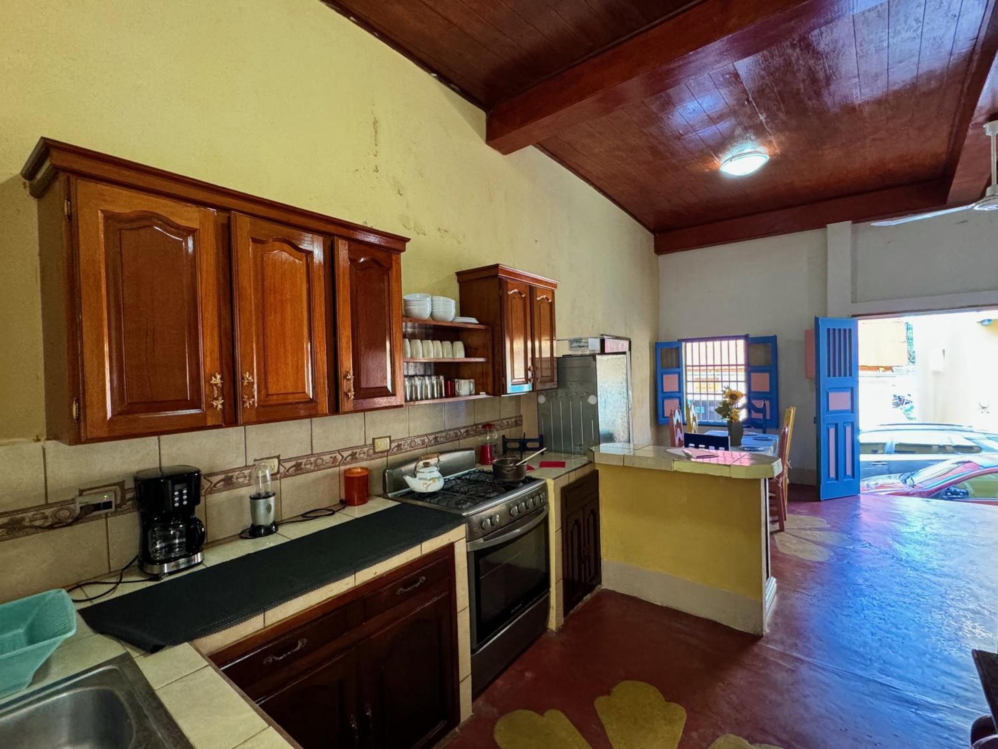 Hostal Los Girasoles By Hostal Inn Flores Kültér fotó