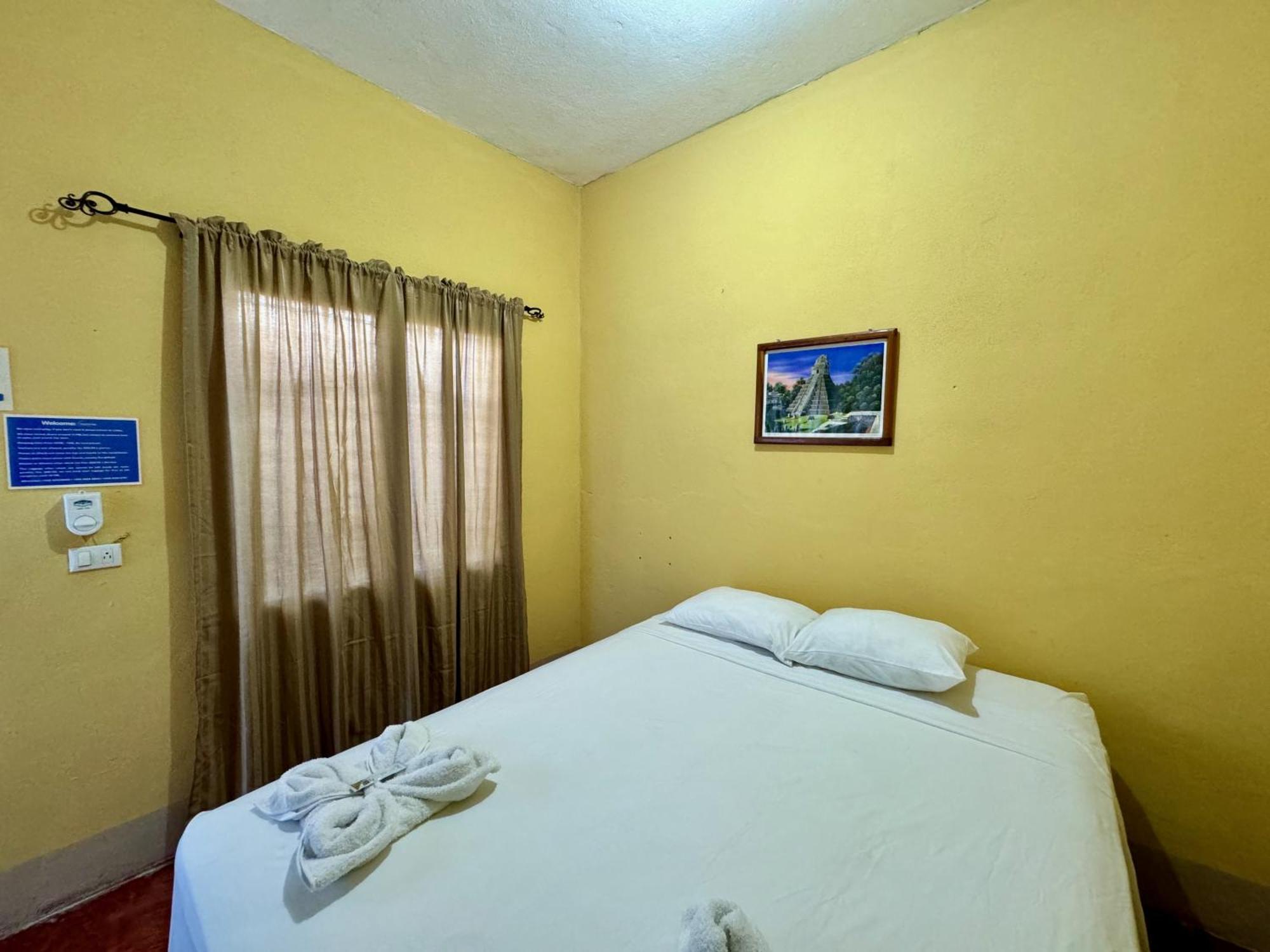 Hostal Los Girasoles By Hostal Inn Flores Kültér fotó
